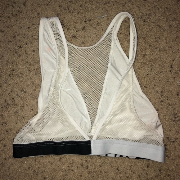 Calvin Klein Bra - Picture 2 of 3